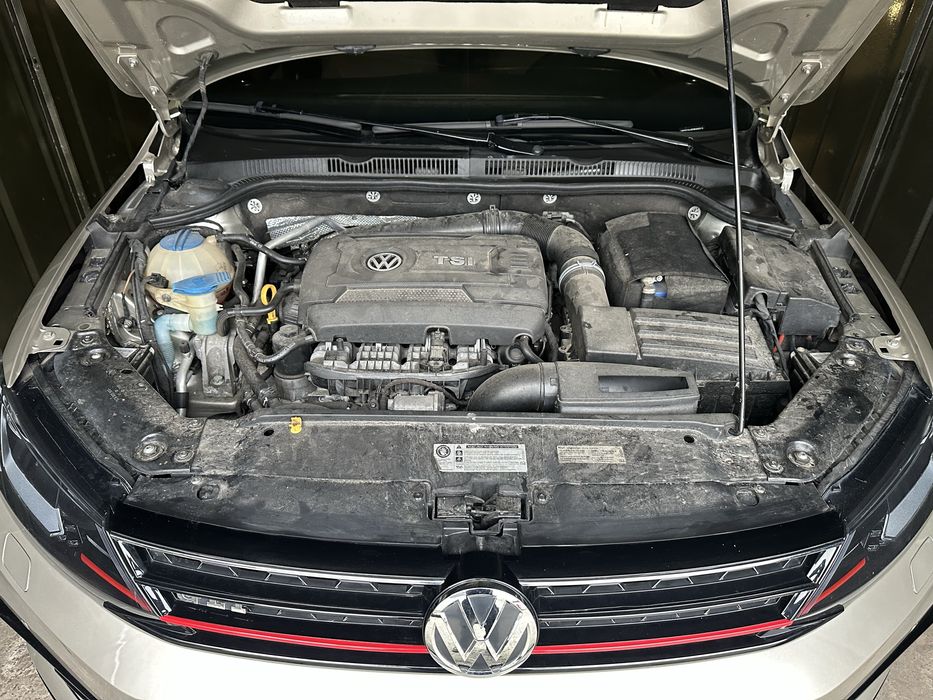 Продам Volkswagen Jetta 6.