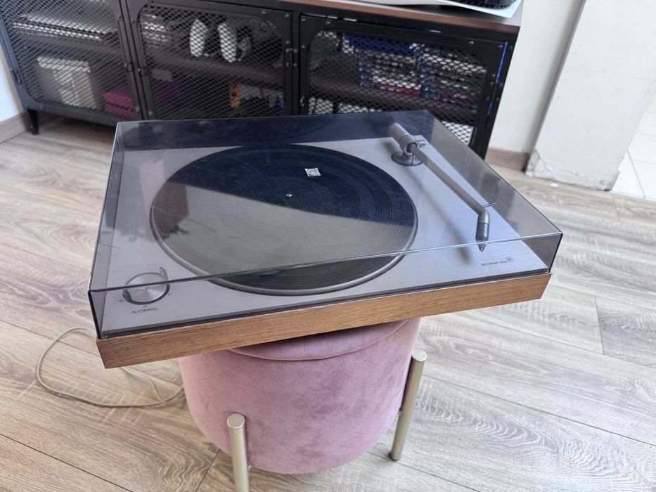 Bang & Olufsen Beogram 1203