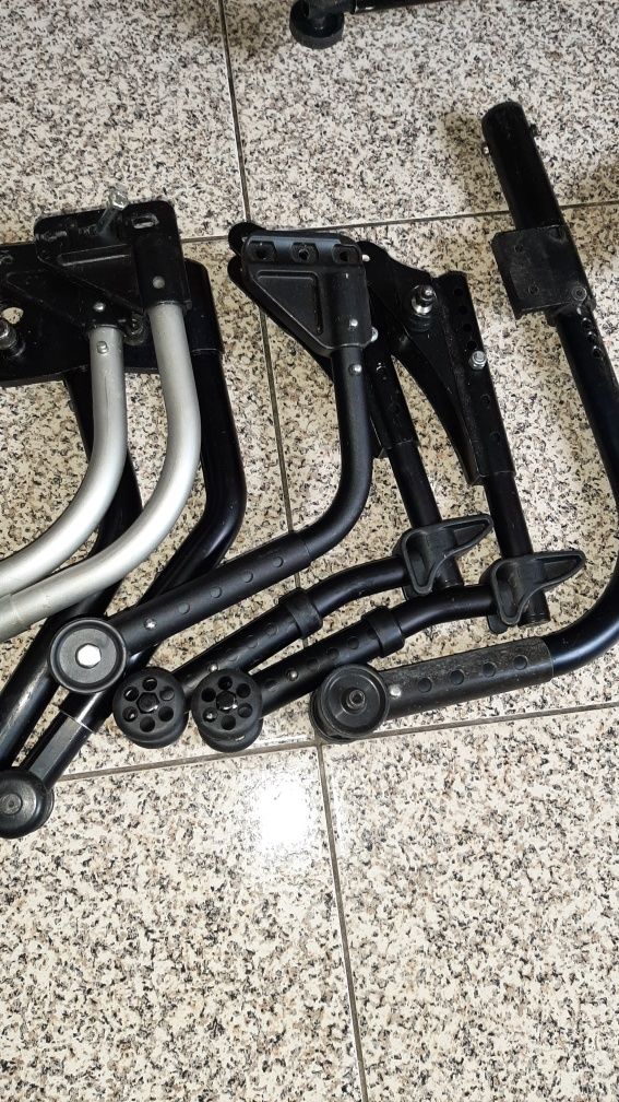 Antibloqueio e apoios de braço para cadeira de rodas