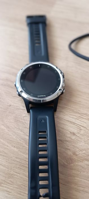 Zegarek Garmin Fenix 5 Plus z ładowarką