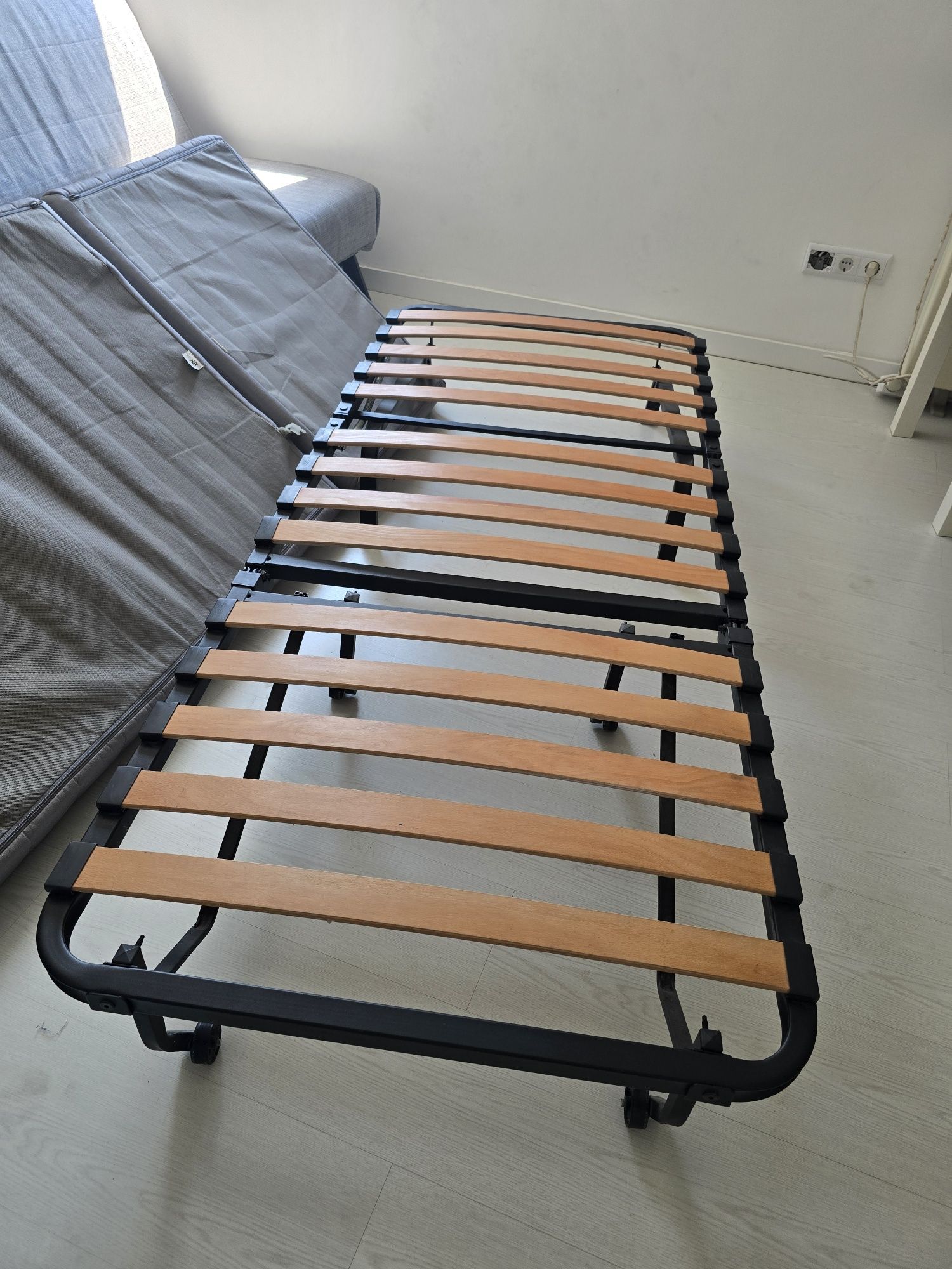 Sofá cama individual (ikea)