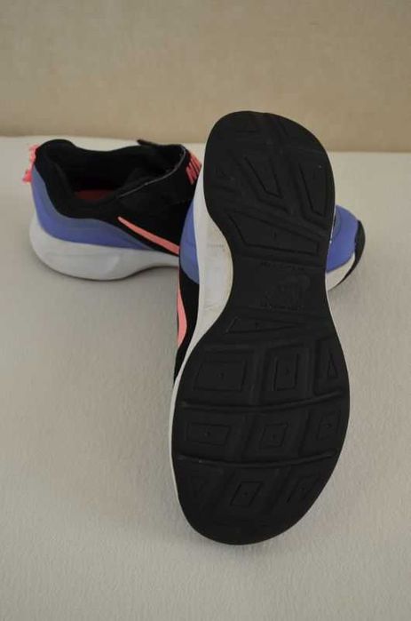 NIKE adidasy dziewczęce lekkie buty sportowe sneakersy 34 21,5 ~ 22 cm