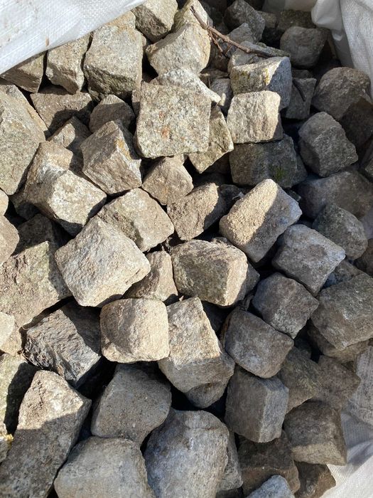 Kostka granitowa używana 1 tona super cena 100 zł tona jak leci
