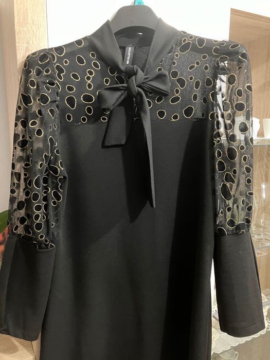 Sukienka czarna wizytowa