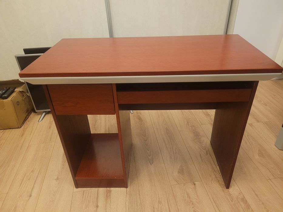 Biurko czereśnia sprzedam
