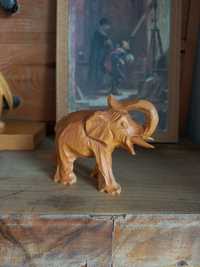 Drewniana figurka słoń drewniany rzeźbiony słonik drewno vintage