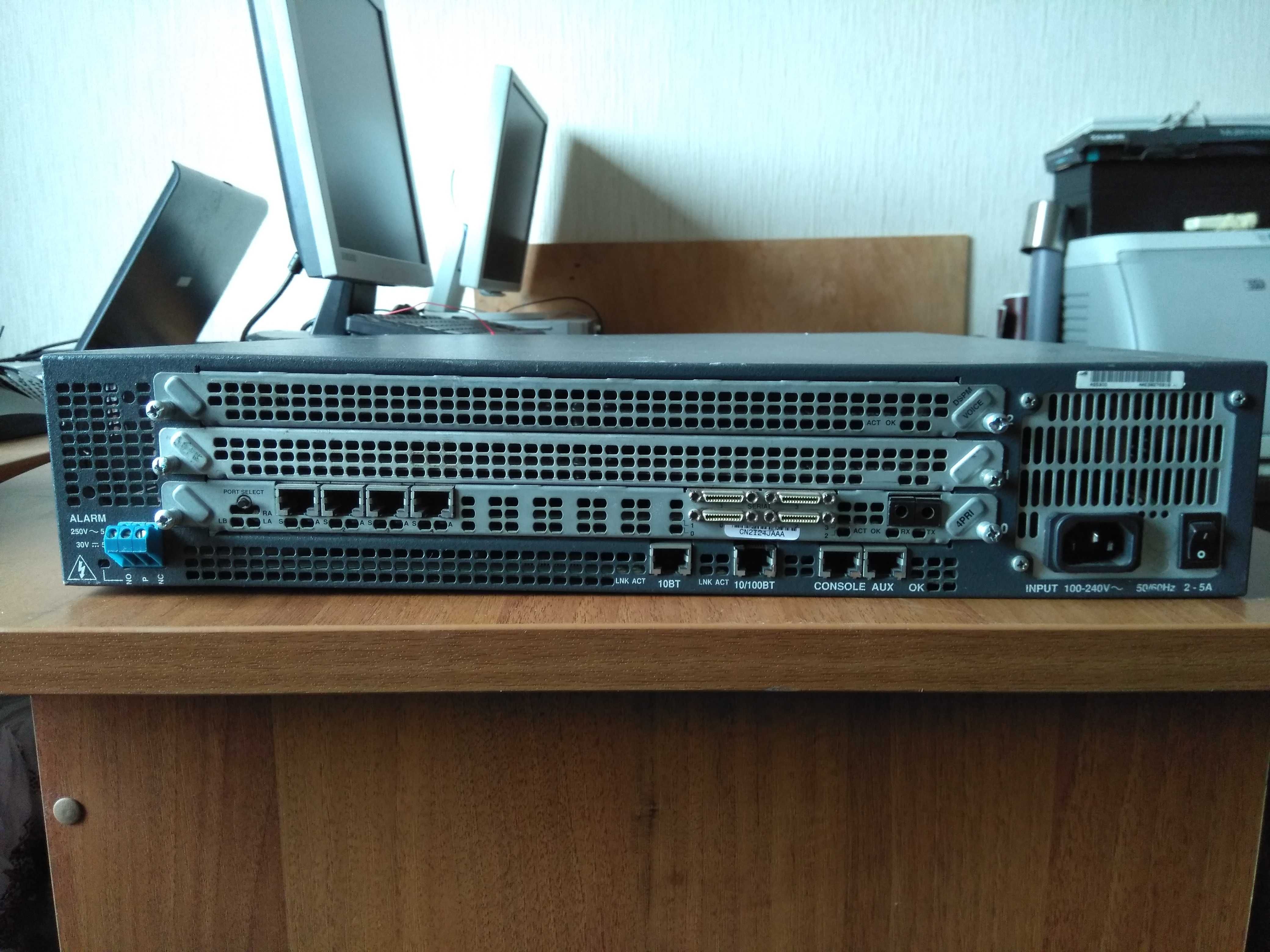 Сервер, маршрутизатор Cisco AS 5300 4xE1 и 2xE1. Блок питания. 2 шт