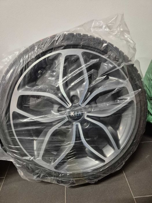 Felgi 225/40 R18 KIA oryginalne SUPER STAN