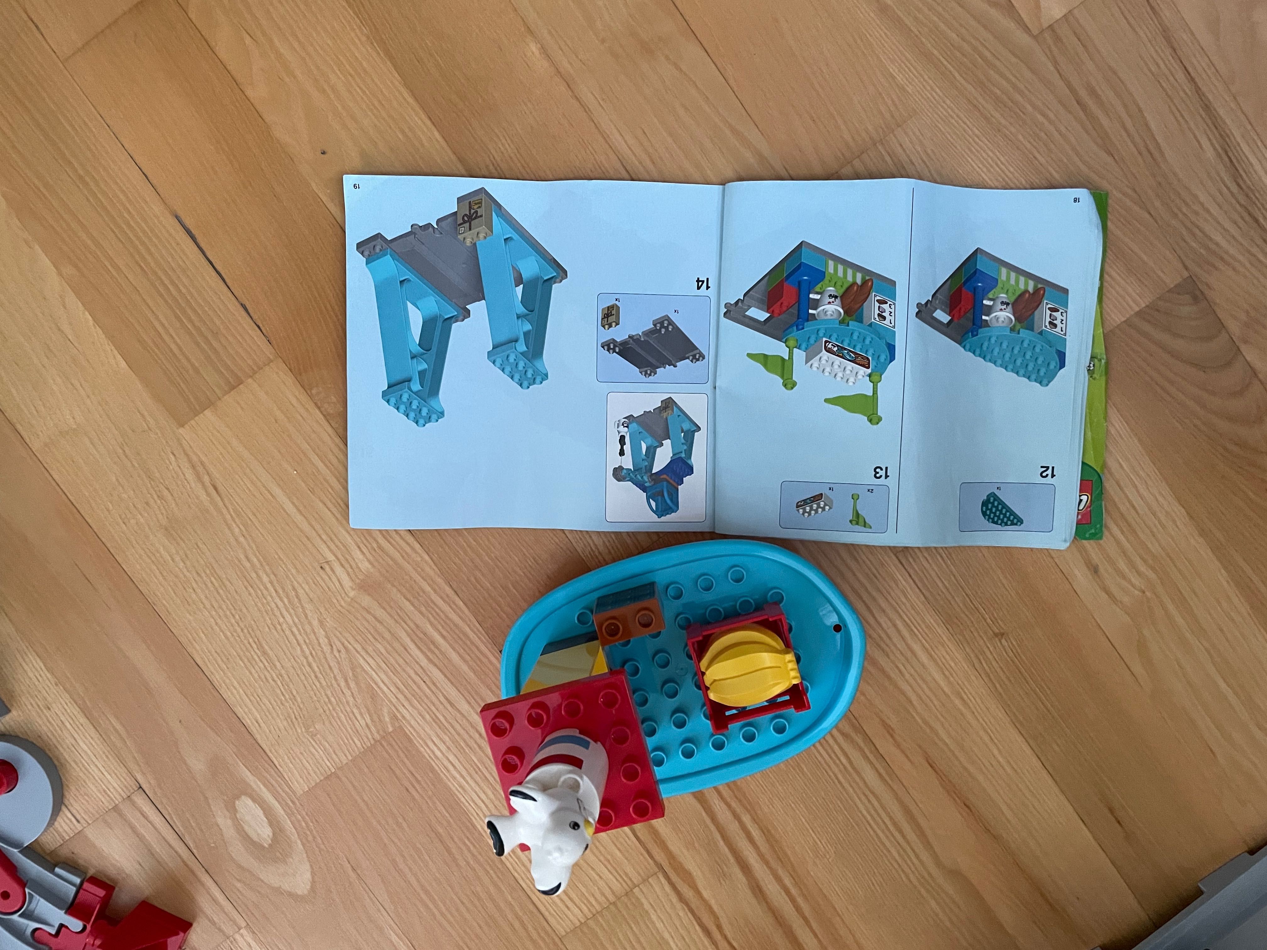 Lego Duplo pociąg towarowy