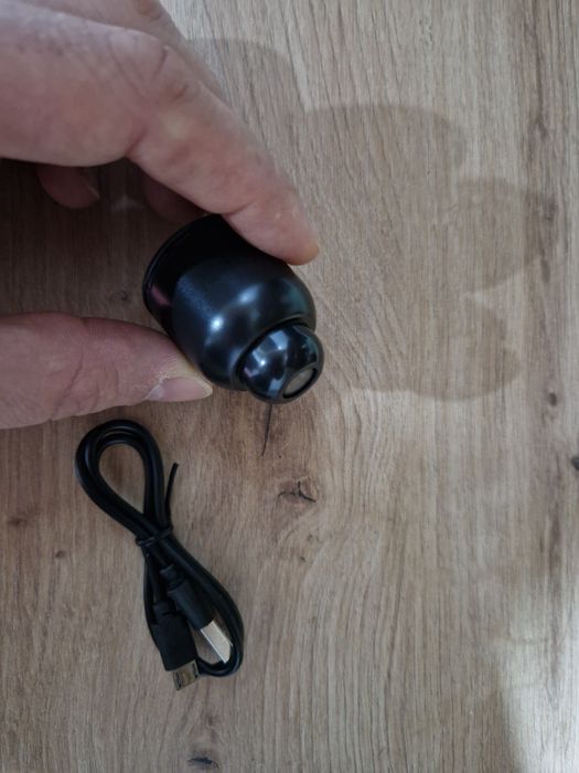 Câmera pequena espião.  Novo