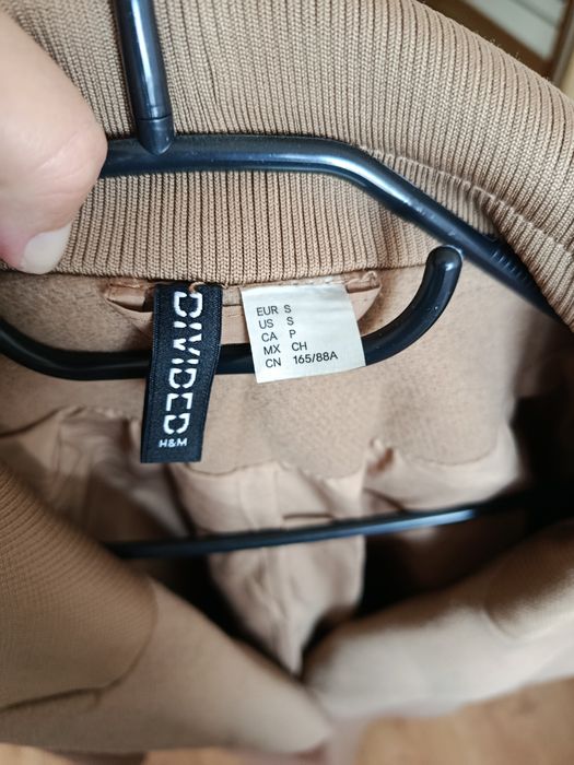 Beżowy płaszcz oversize H&M