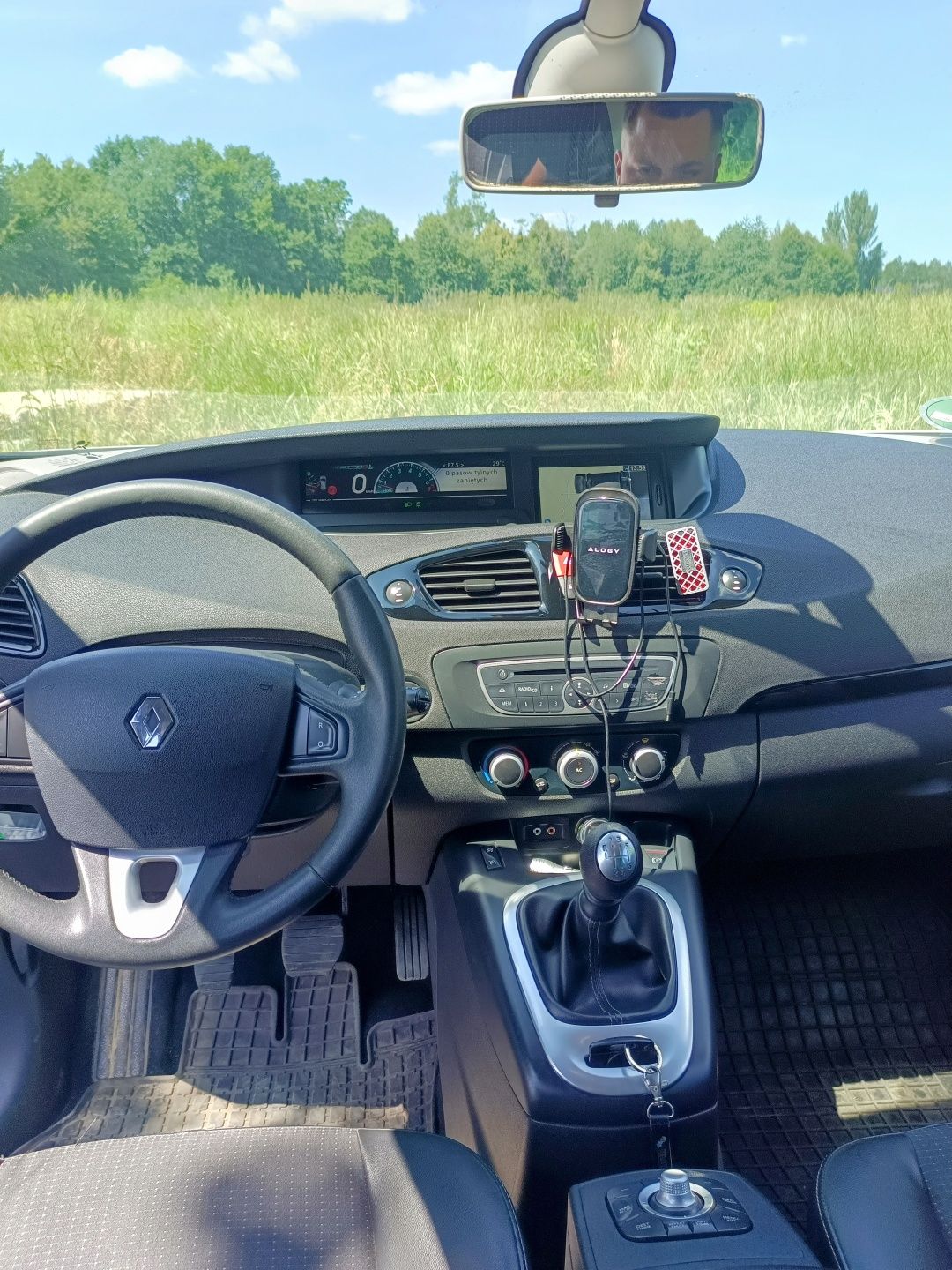 Scenic 3 tylko 94 000 przebiegu zamiana na tańsze