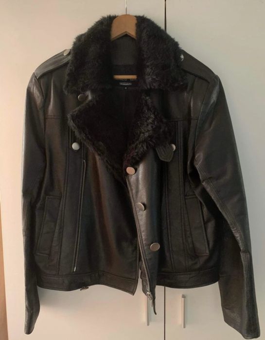 Varios casacos de homen