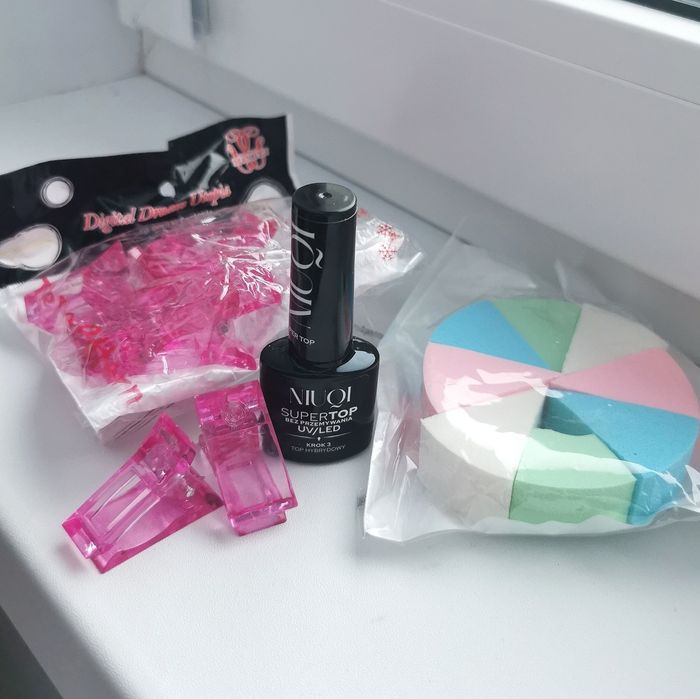 Zestaw do paznokci, niuqi