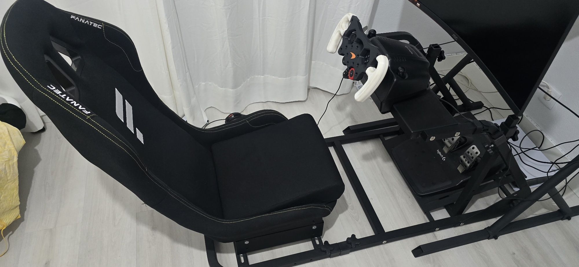 Cokpit gt omega com playseat fanatec