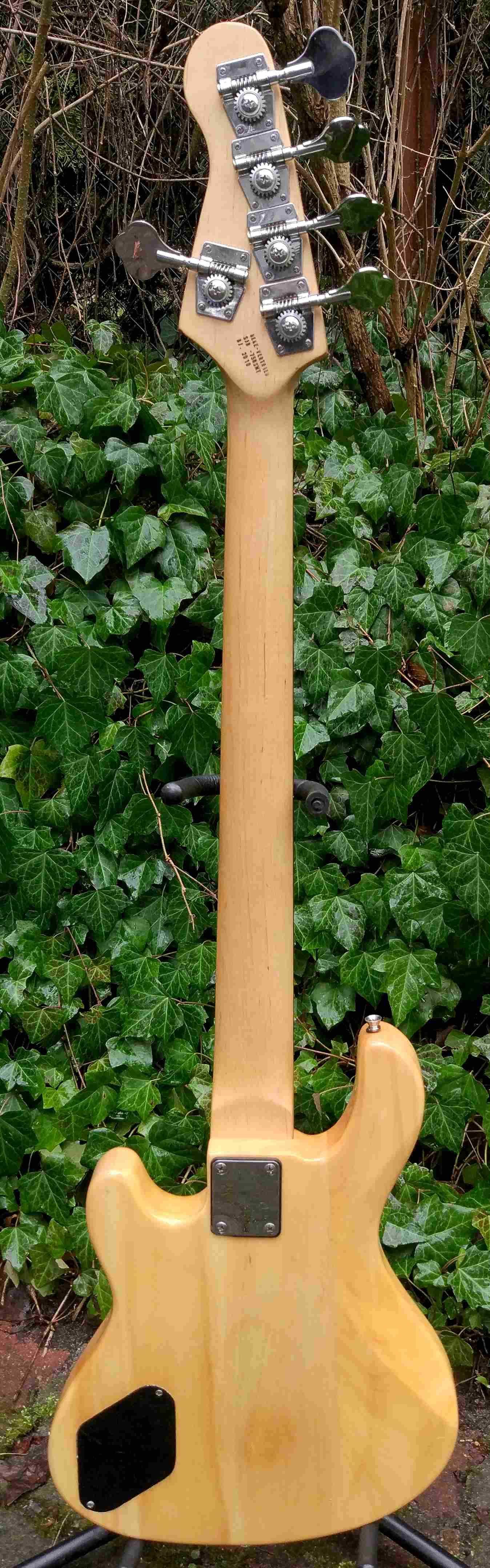 Gitara basowa 5 strunowa HK