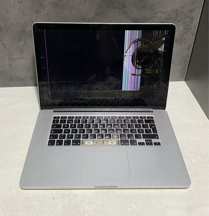 Ноутбук MacBook A1398 15"/ на запчастини! N2779