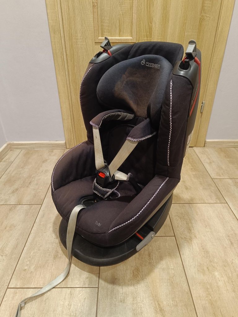 Maxi Cosi Tobi Black Grid fotelik 9-18kg czarny