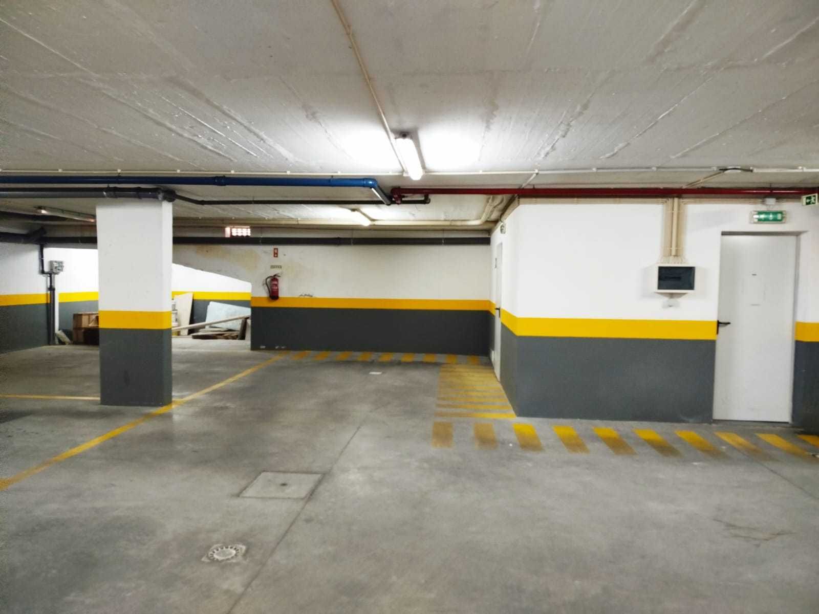 Garagem 23m2 Portas da Cidade Montijo