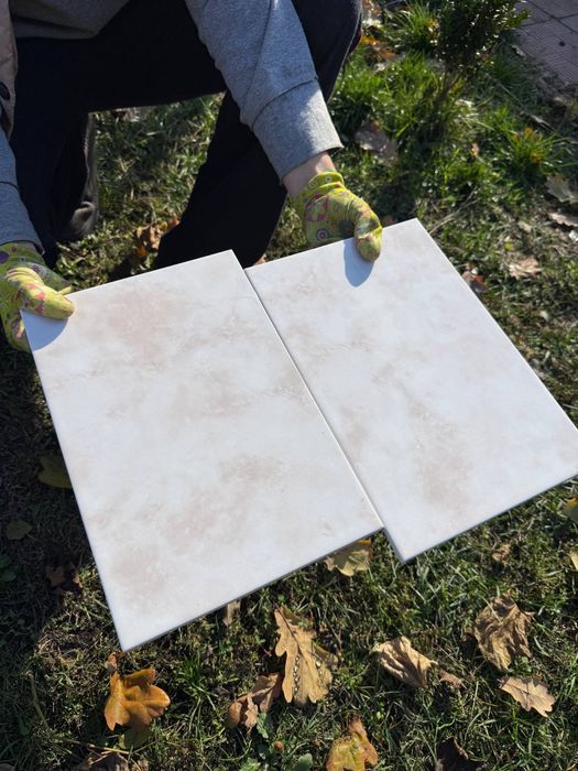 Плитка керамічна глазурована 30x40