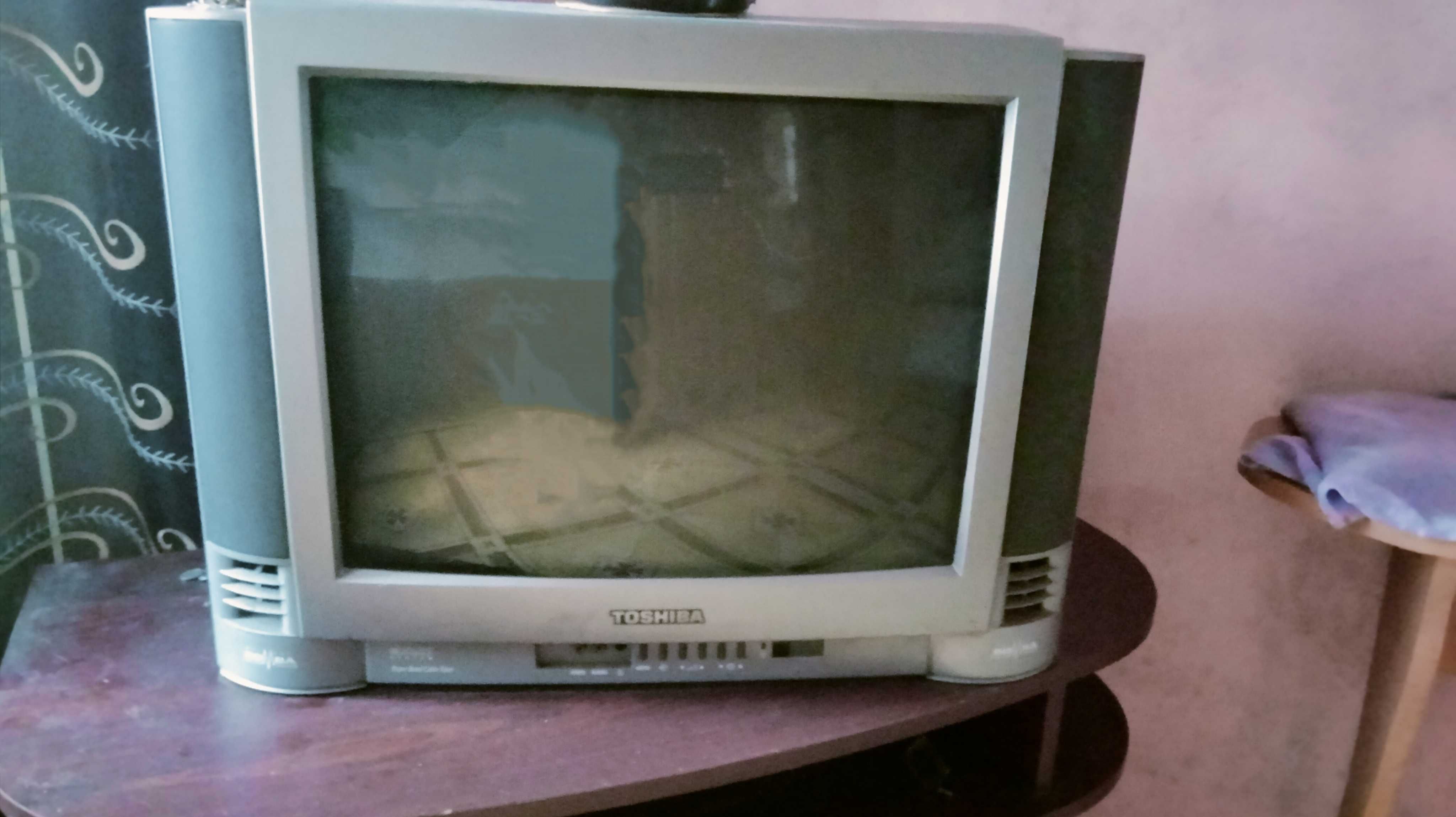 Продам телевизор