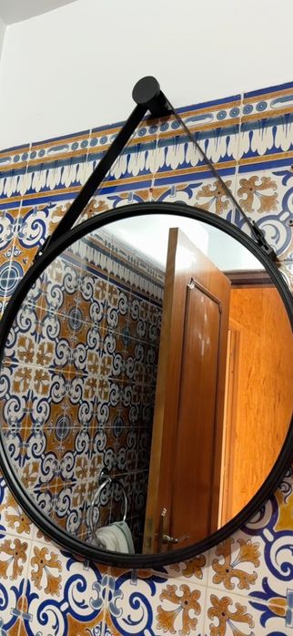 Espelho redondo com alças