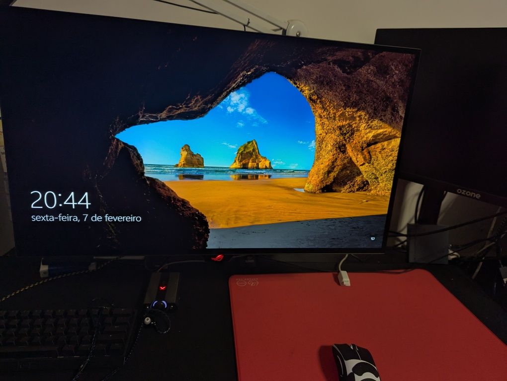 ROG Swift OLED PG27AQDP 480hz (Como novo)