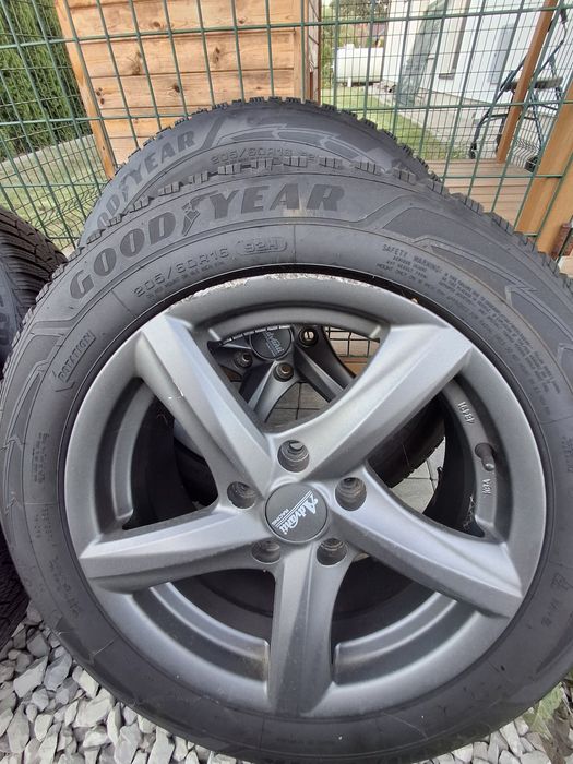 Opony Goodyear zimowe alufelgi 205/55/R16 5x112
