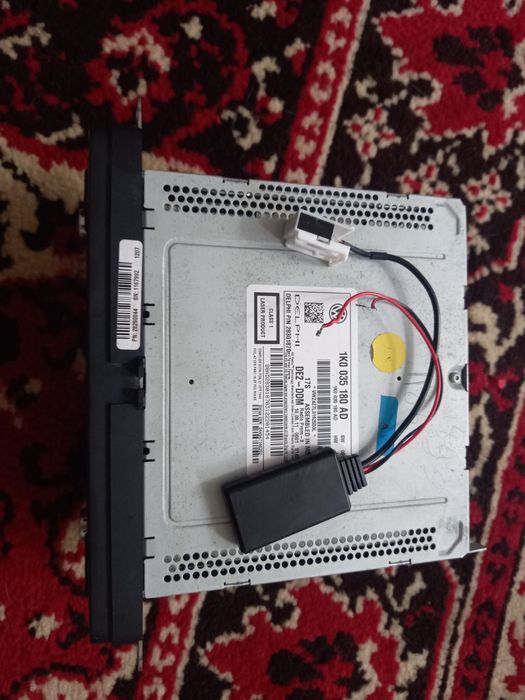 Продається магнітола на Volkswagen