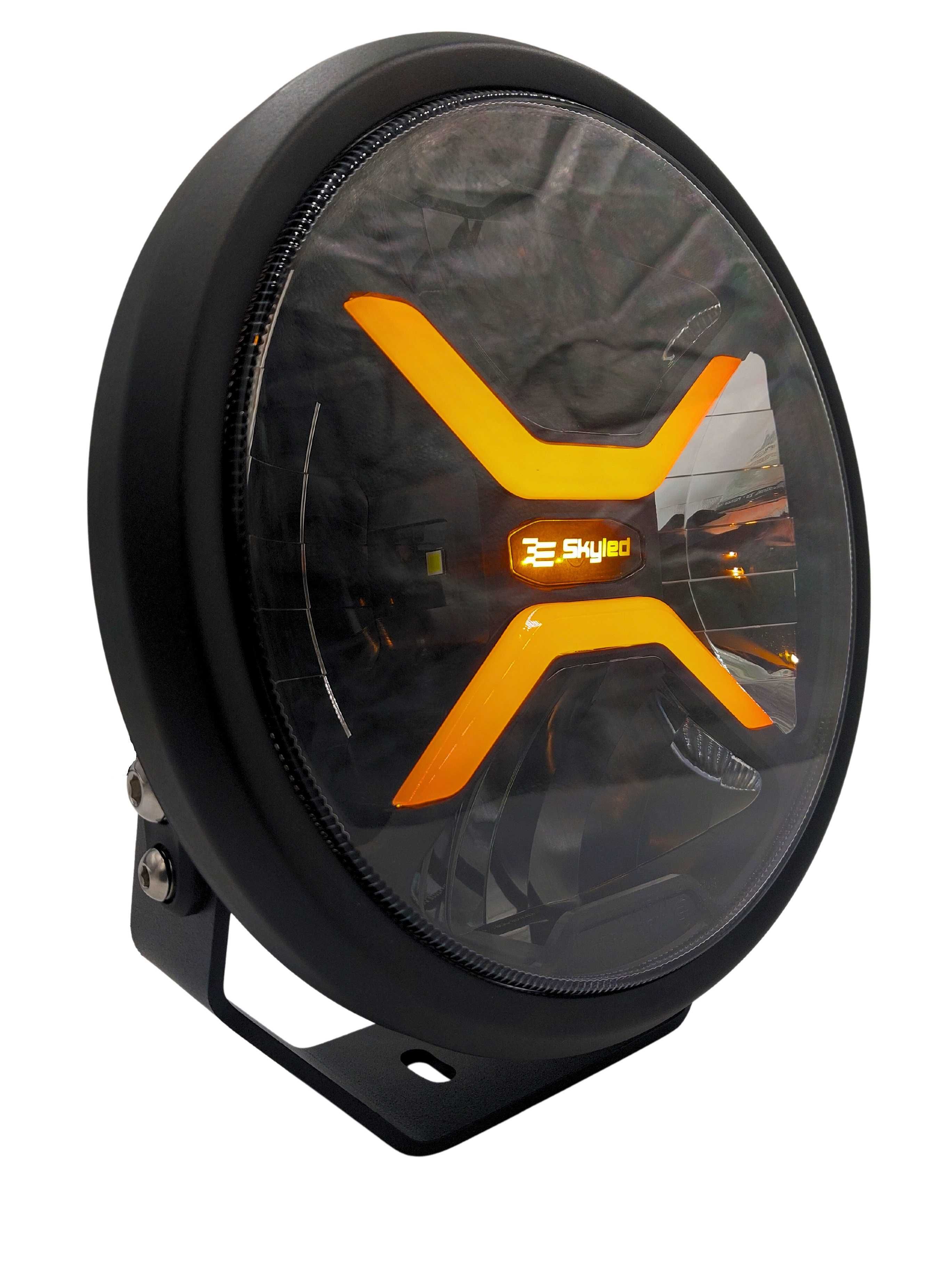 Reflektor dalekosiężny SKYLED Crux 9X FULL LED, halogen