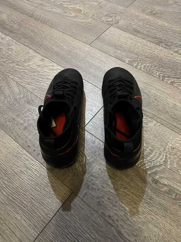 Бутси Nike Mercurial