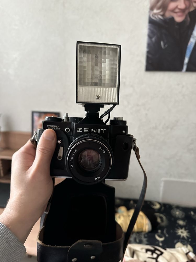 ZENIT TTL со вспишкой фотон