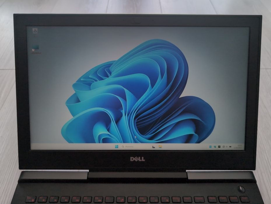 Laptop Dell Inspiron 15, 32GB RAM, 256 SSD, Intel i7, NVIDIA 1050Ti