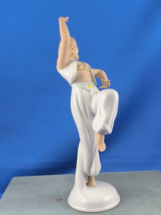 Dama baletnica tancerka kobieta Schaubach Kunst Wallendorf #porcelana