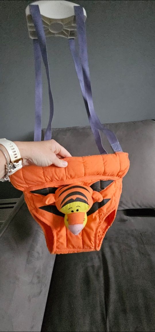 Fotelik Cybex i baza q-fix isofix + Fisher price i huśtawka  tygrysek
