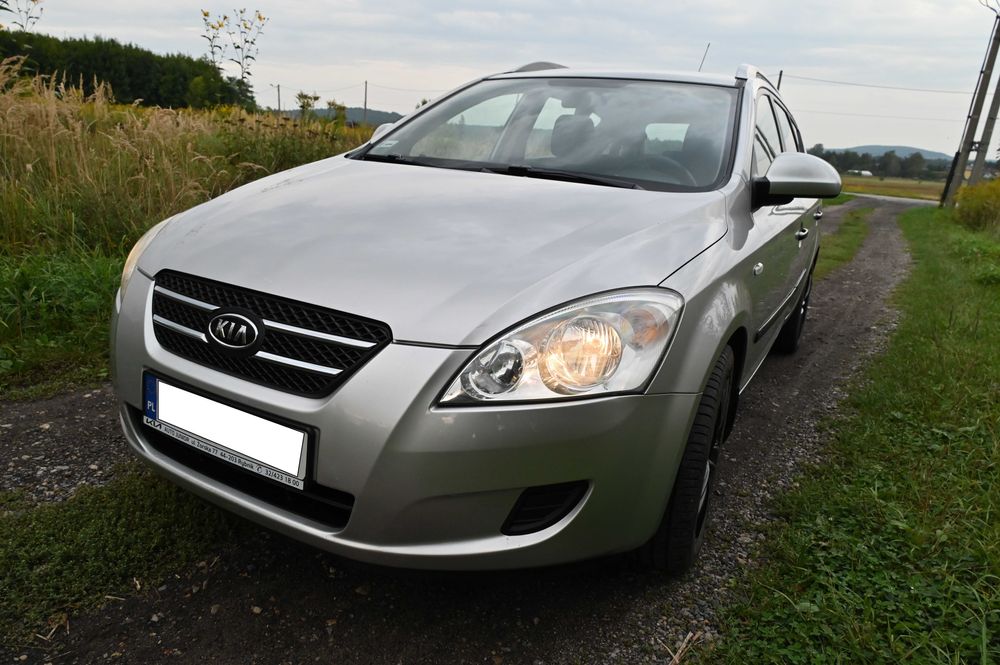 Kia Ceed kombi 1,6 z LPG Salon Polska
