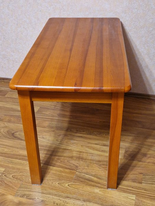 Stół drewniany kuchenny