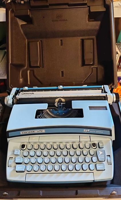 Máquina de Escrever Eléctrica - Smith-Corona Super 12 - Coronet