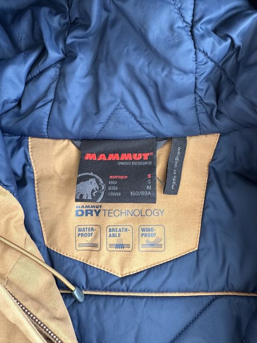 Змова куртка Mammut