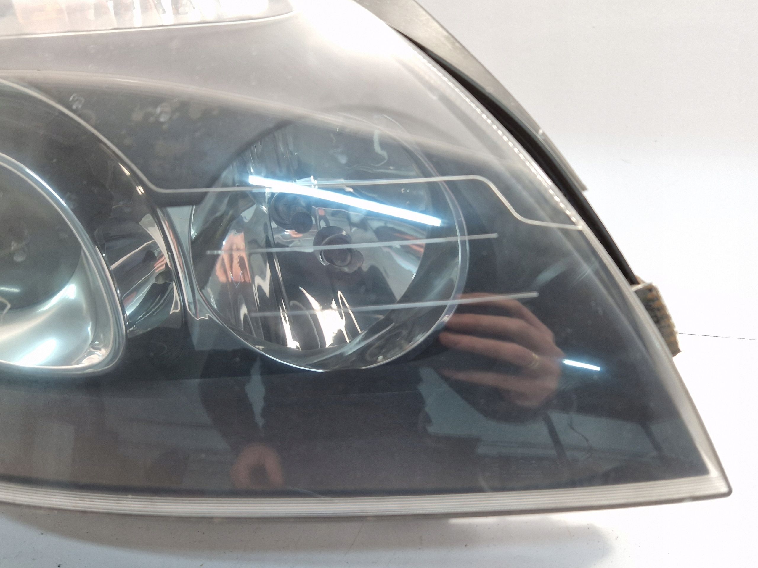 Renault Clio 2 Lift - Lampa Xenon Prawy Przód - Kompletna