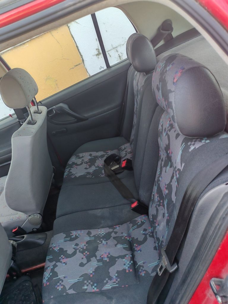 Volkswagen Polo 16v
