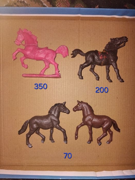 Солдатики лошади гдр