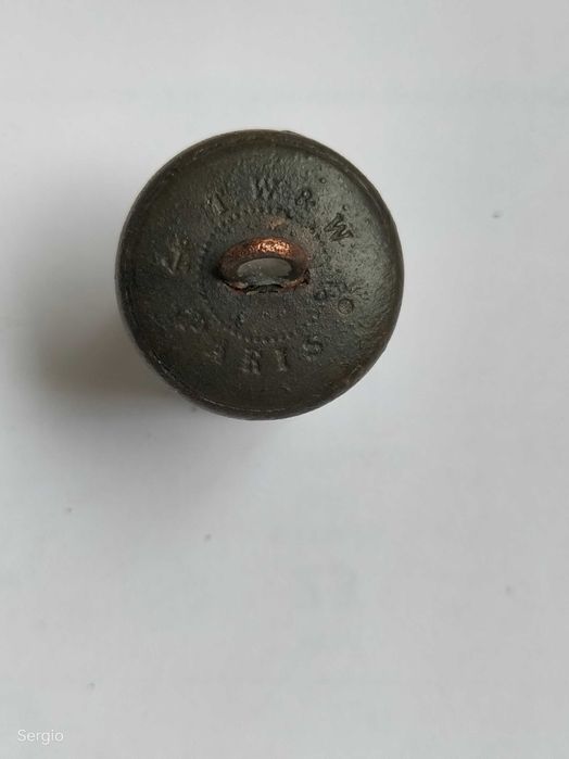 Botão  (âncora)  Лот 142