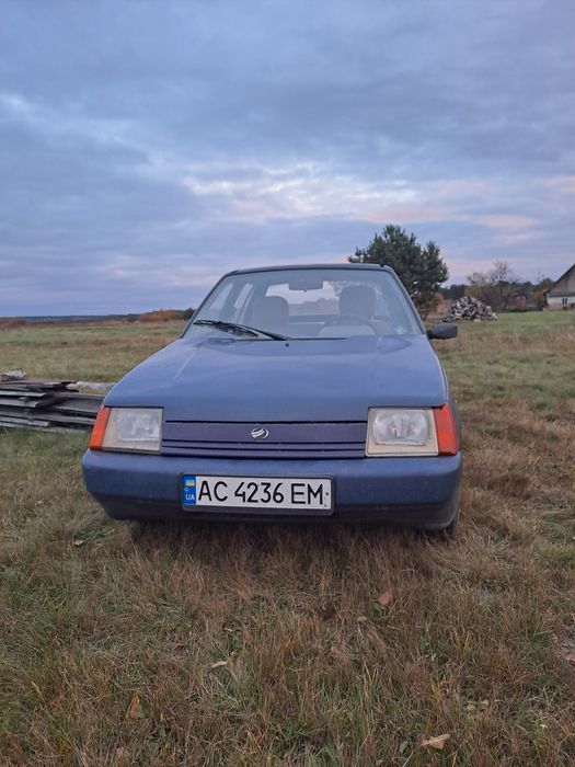 Продам машину славуту