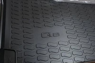 Килим, коврик Audi Q8 в багажник