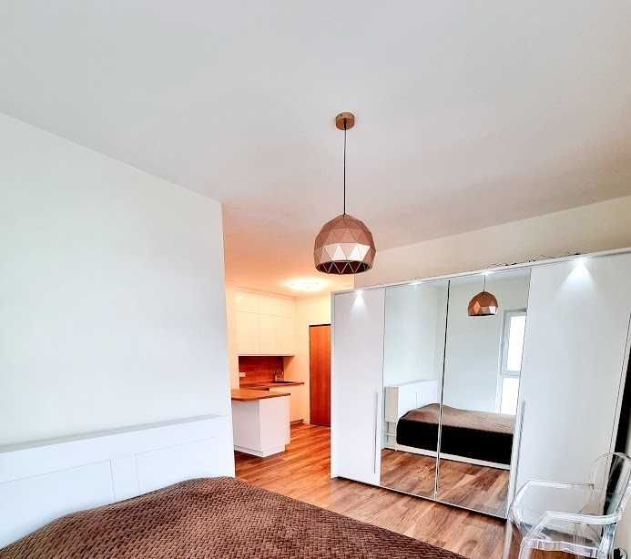 Szafa przesuwna 255x218x65cm