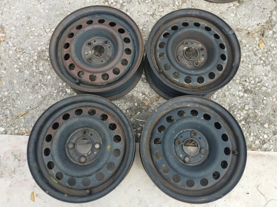 4 jantes 14 em ferro BMW 4 furos 4x100