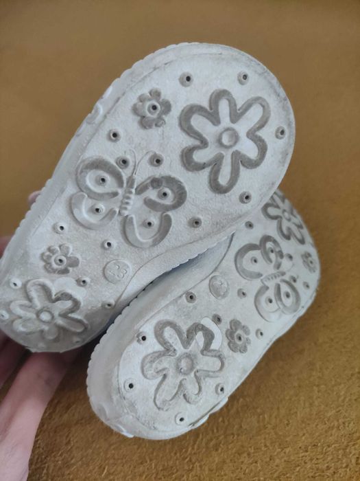 Kapcie dziewczęce na rzep Świnka Peppa, rozm. 21/22