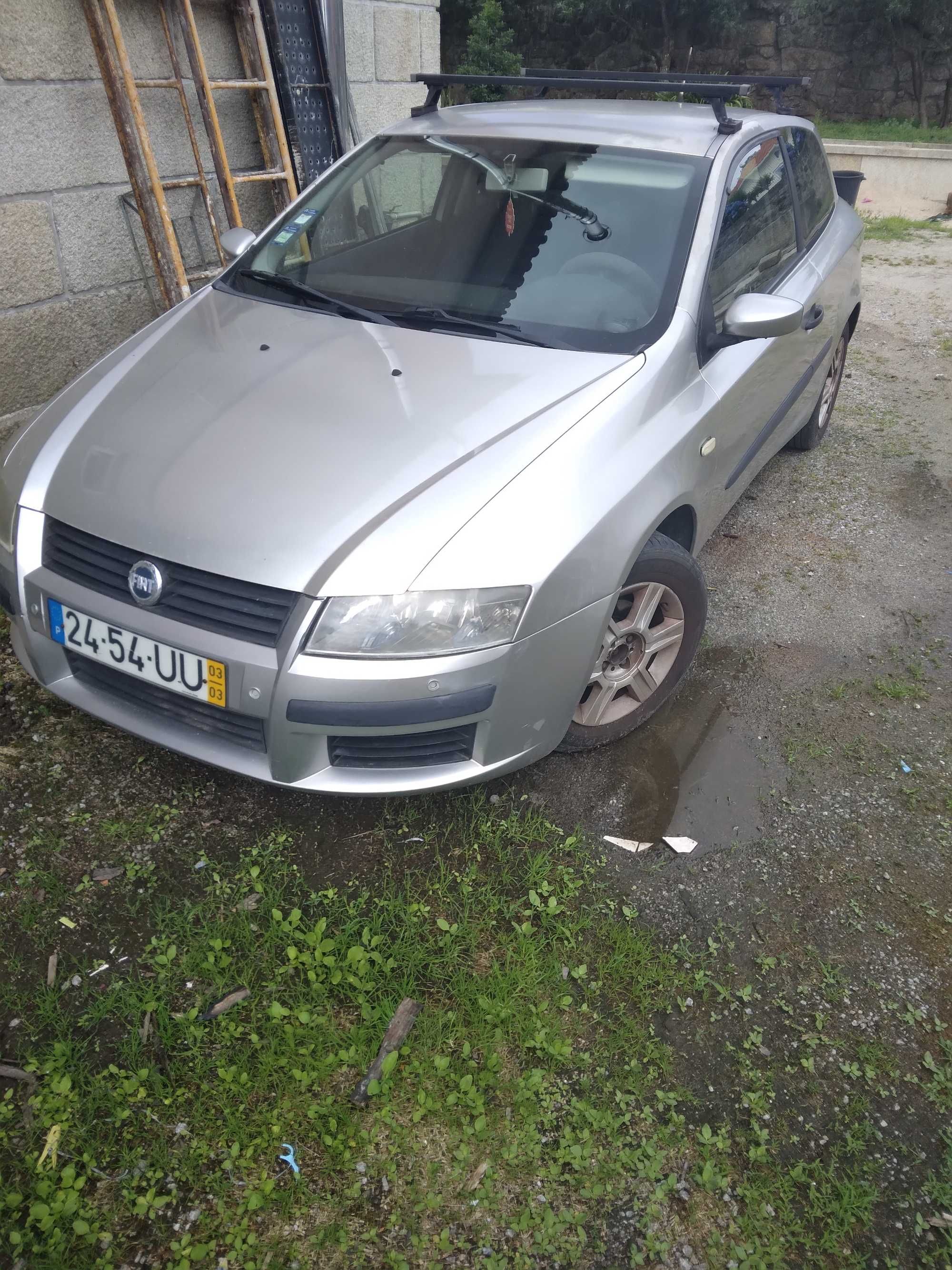 Carro com muito uso