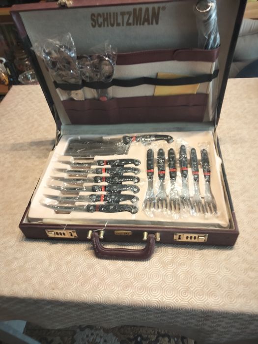 Vendo faqueiro novo urgência